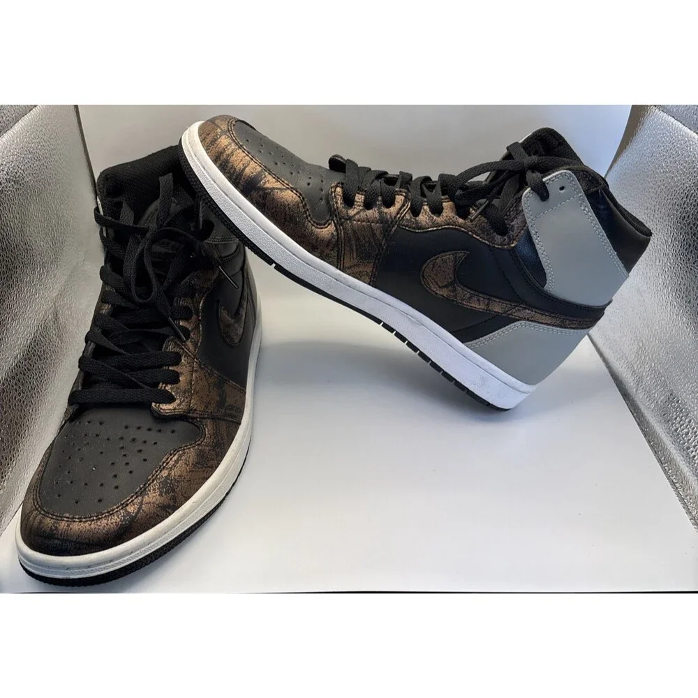 Nike Air Jordan 1 Retro High OG Patina Rust Copper Size 9.5 555088-134